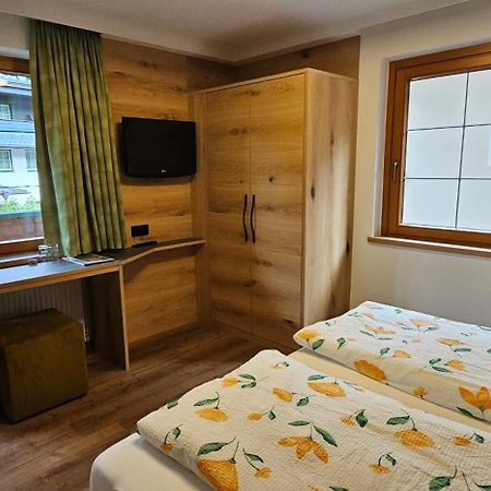 Hotel-Garni Pramstraller Mayrhofen Exterior foto
